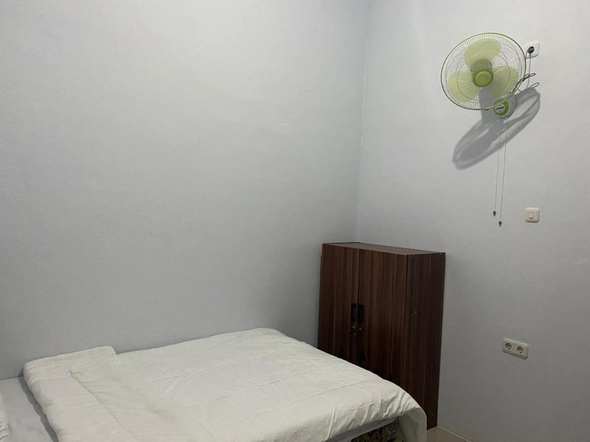 Khalisa Home Syariah Pontianak Luaran gambar