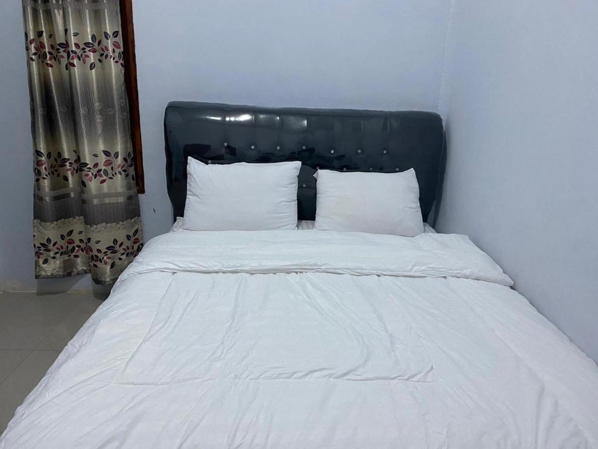 Khalisa Home Syariah Pontianak Luaran gambar