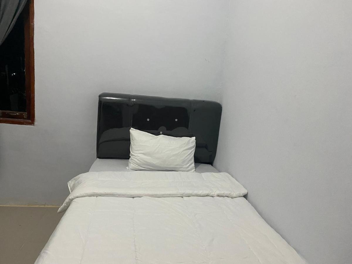 Khalisa Home Syariah Pontianak Luaran gambar