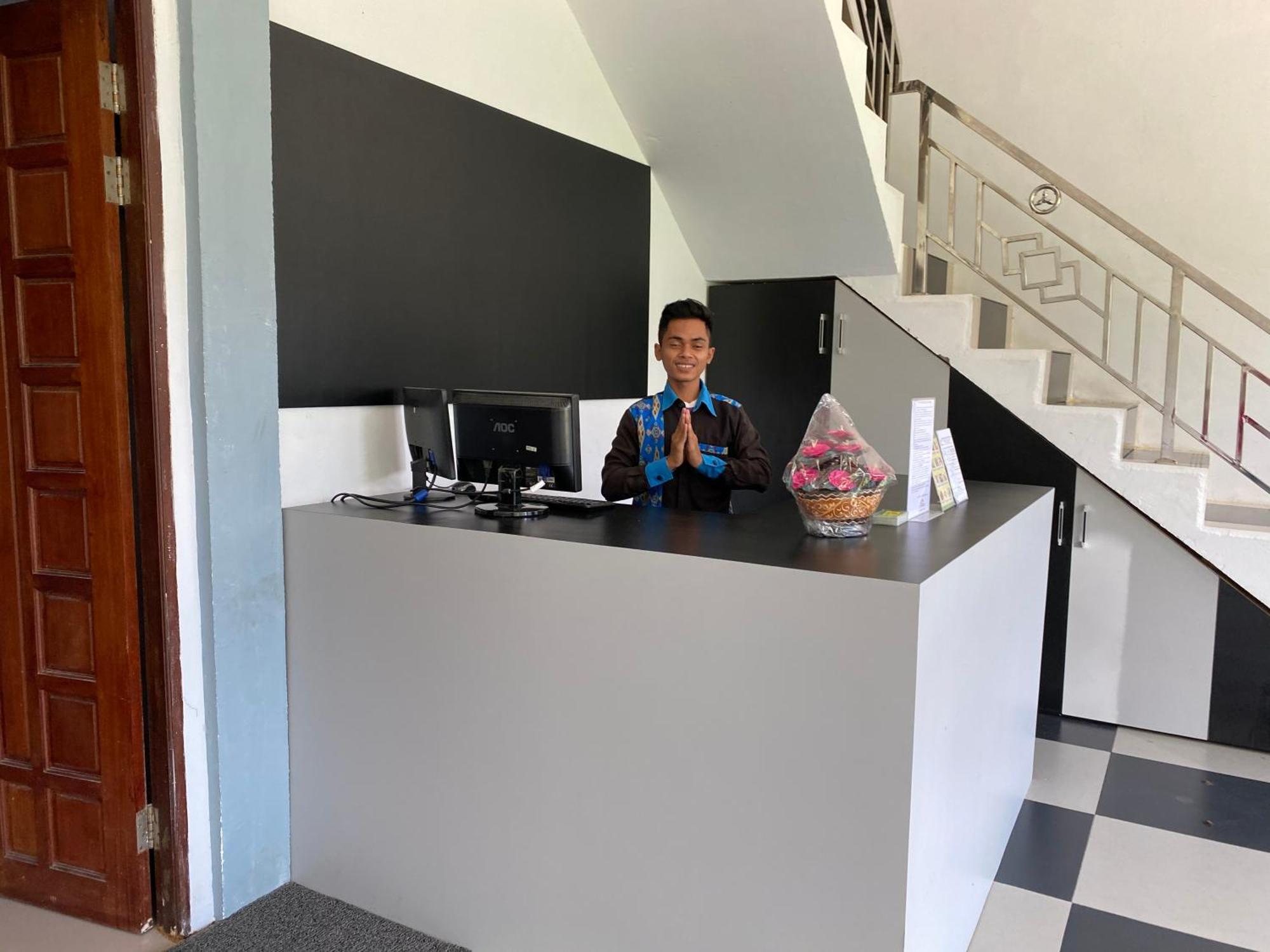Khalisa Home Syariah Pontianak Luaran gambar